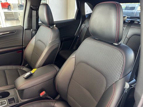 Certified 2023 Ford Escape ST-Line Select w/ Tech Pack #2 AWD/4WD image 19