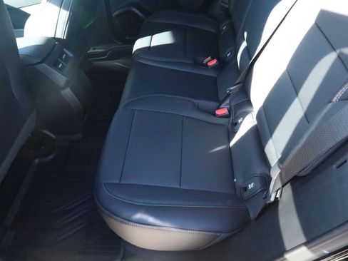 New 2026 Chevrolet Equinox EV LT FWD image 12
