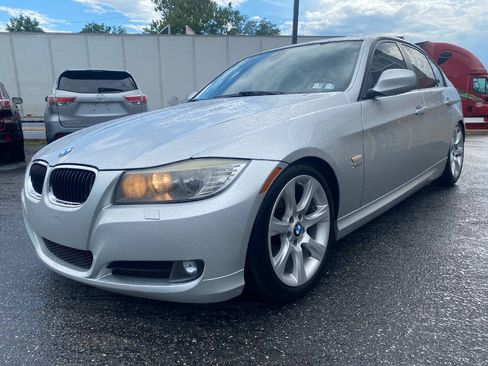 Used 2010 BMW 328i xDrive Sedan w/ Premium Pkg AWD/4WD image 7