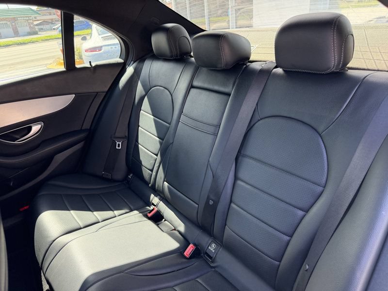 Used 2018 Mercedes-Benz C 300 Sedan image 21