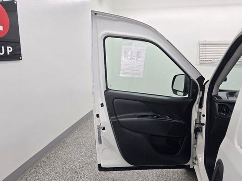 Used 2020 RAM ProMaster City Tradesman SLT FWD image 24