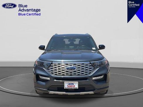 Certified 2023 Ford Explorer Platinum w/ Technology Package AWD/4WD image 3