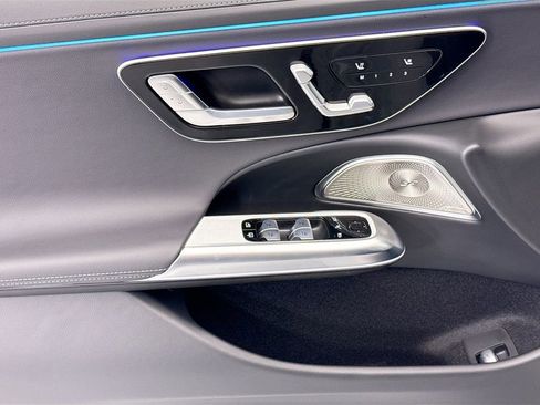 Used 2026 Mercedes-Benz E 450 4MATIC Sedan image 22