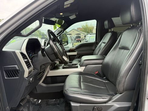 Used 2022 Ford F350 Lariat w/ Black Appearance Package AWD/4WD image 31