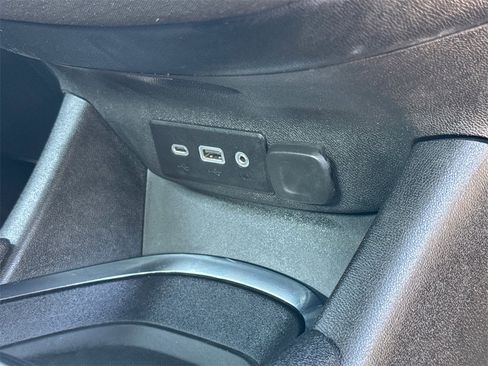 Used 2023 Chevrolet Malibu LT image 15