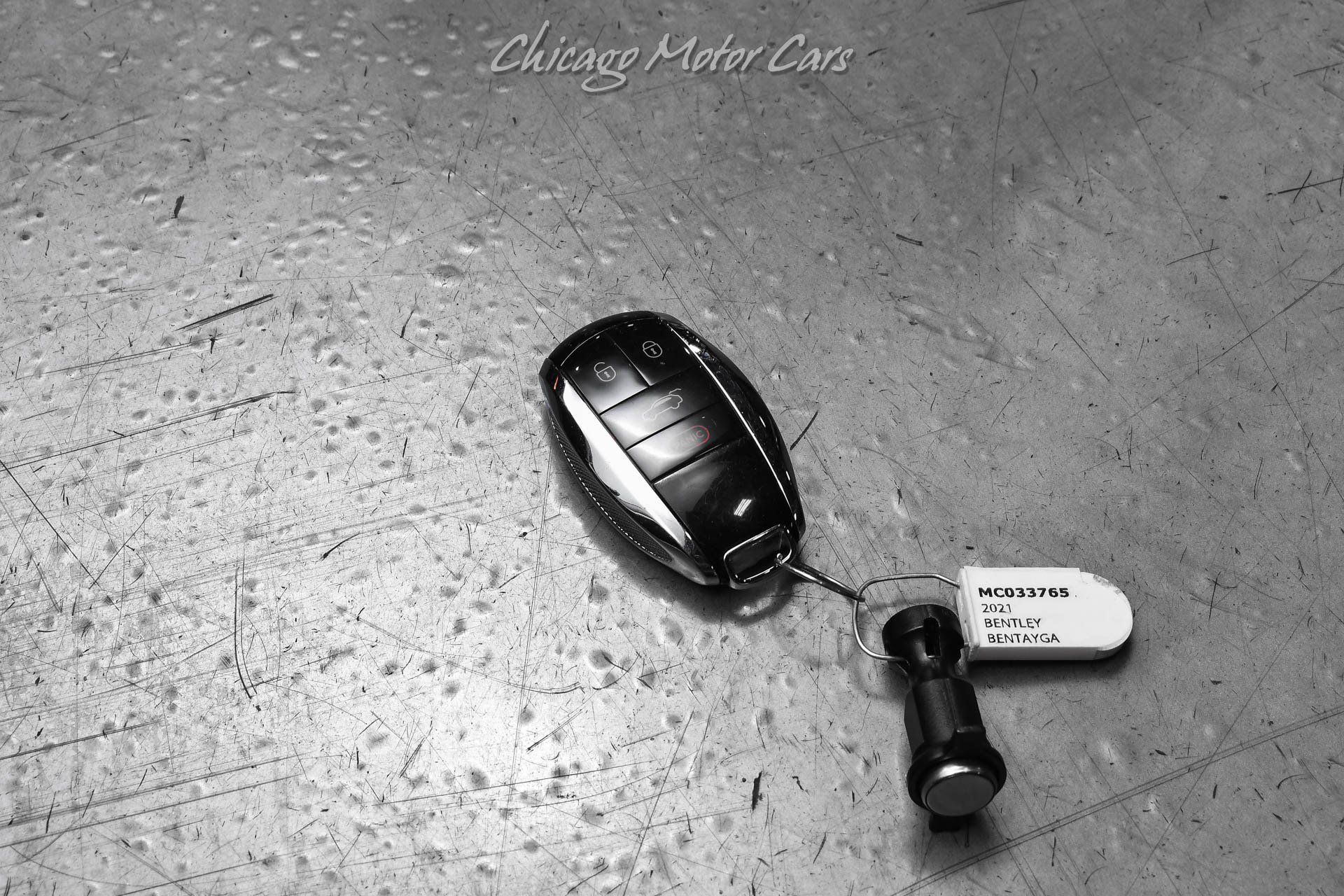 Used 2021 Bentley Bentayga AWD/4WD image 65