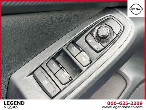 Used 2024 Subaru Crosstrek 2.0i Premium image 18