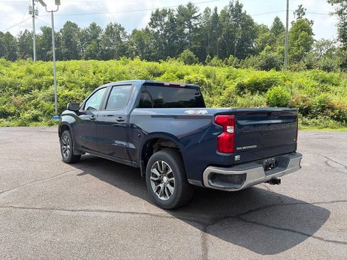 Used 2023 Chevrolet Silverado 1500 LT AWD/4WD image 7