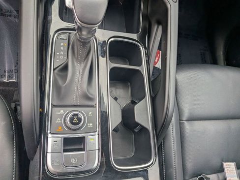 Used 2025 Kia Telluride S image 20