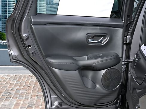 New 2027 Honda HR-V LX image 11