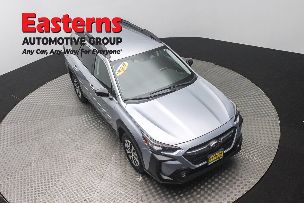 Used 2025 Subaru Outback Premium AWD/4WD image 4
