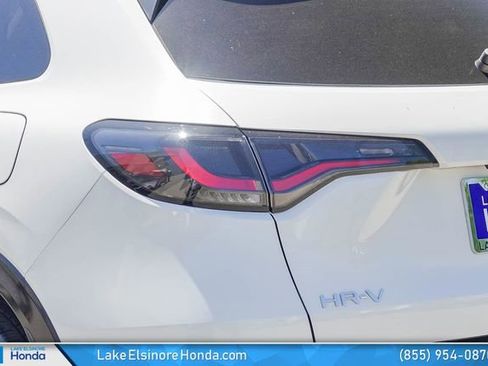 Certified 2024 Honda HR-V EX-L image 11