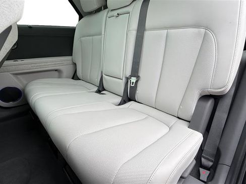 Used 2025 Hyundai Ioniq 5 Limited AWD/4WD image 16