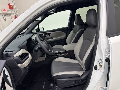 Used 2026 Subaru Forester Limited AWD/4WD image 14