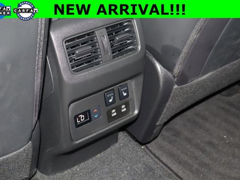 Used 2024 Nissan Rogue Platinum w/ Platinum Premium Package FWD image 19