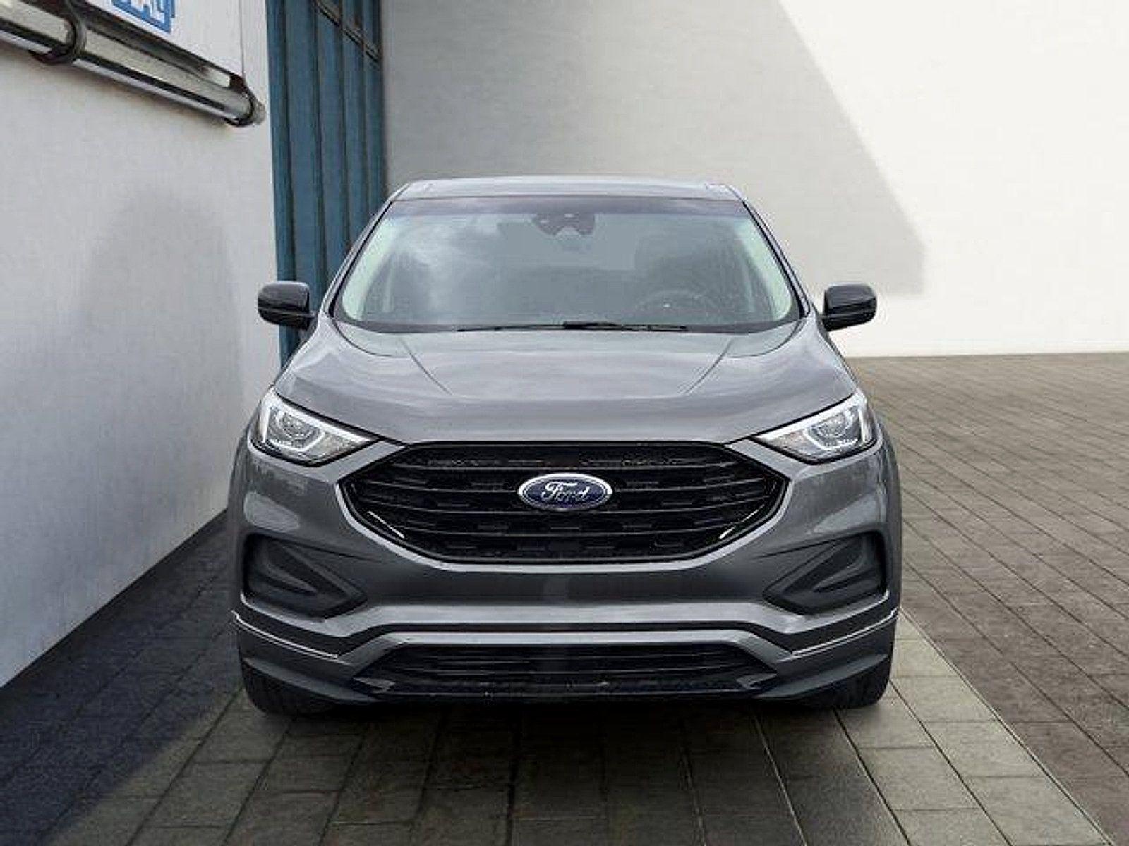 Used 2022 Ford Edge SE w/ Black Appearance Package AWD/4WD image 8