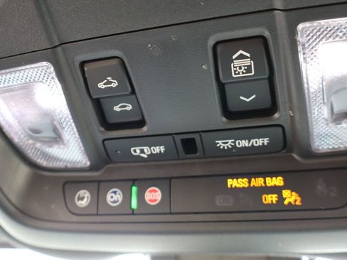 Used 2023 Chevrolet Equinox RS w/ LPO, Floor Liner Package image 26