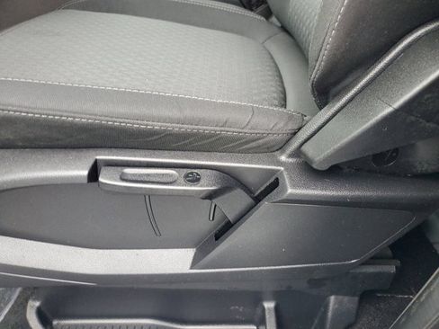 Used 2022 Ford Transit Connect XLT image 19