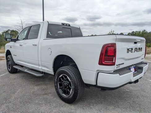 Used 2025 RAM 2500 Laramie AWD/4WD image 26