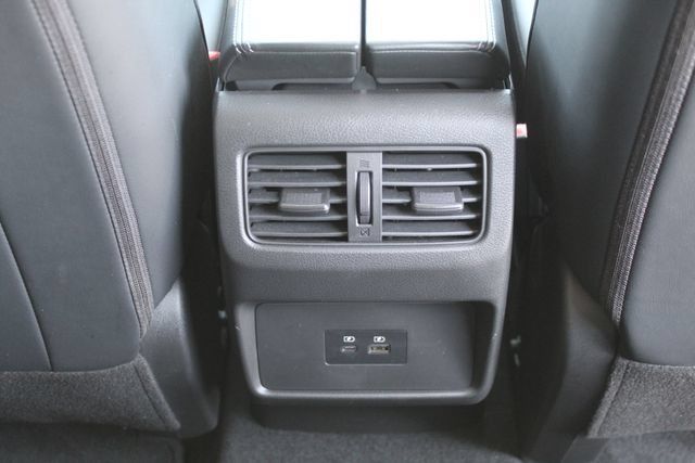 Used 2023 Nissan Rogue SV w/ SV Premium B Package AWD/4WD image 18