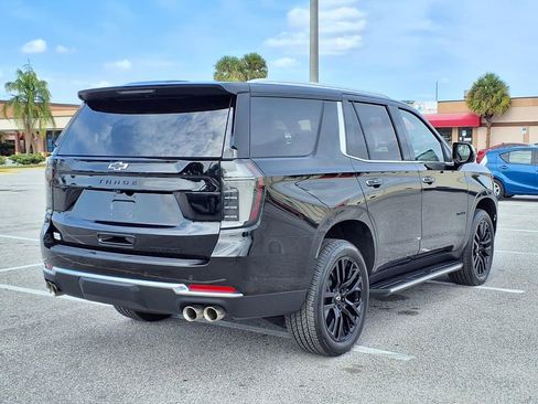 Used 2025 Chevrolet Tahoe Premier AWD/4WD image 7