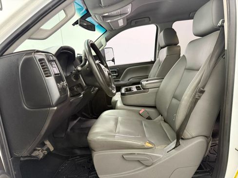 Used 2018 Chevrolet Silverado 2500 W/T w/ WT Convenience Package RWD image 11