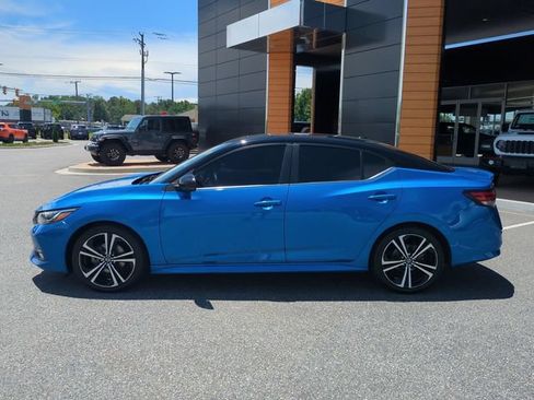 Used 2023 Nissan Sentra SR w/ SR Premium Package FWD image 7