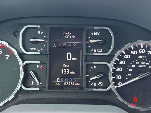 Used 2018 Toyota Tundra SR5 w/ TRD Off Road Package image 17