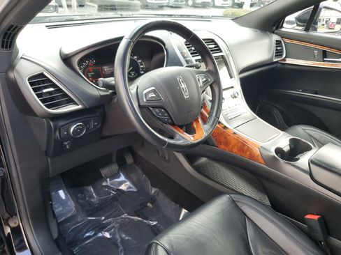 Used 2018 Lincoln MKX Reserve image 23