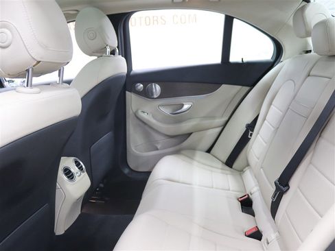 Used 2020 Mercedes-Benz C 300 4MATIC Sedan image 12