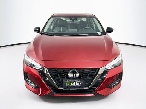 Used 2023 Nissan Sentra SR w/ Electronics Package FWD image 2