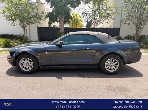 Used 2007 Ford Mustang Premium image 10