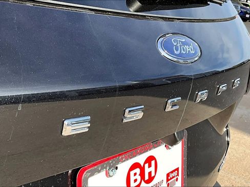 Used 2024 Ford Escape Active image 30