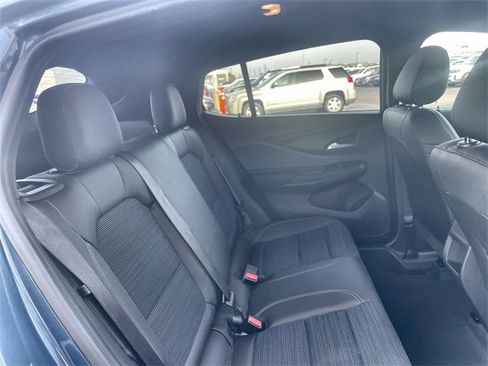 Used 2025 Buick Envista Preferred w/ Advanced Safety Package image 14