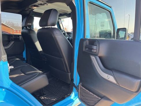 Used 2017 Jeep Wrangler Unlimited Sport image 18