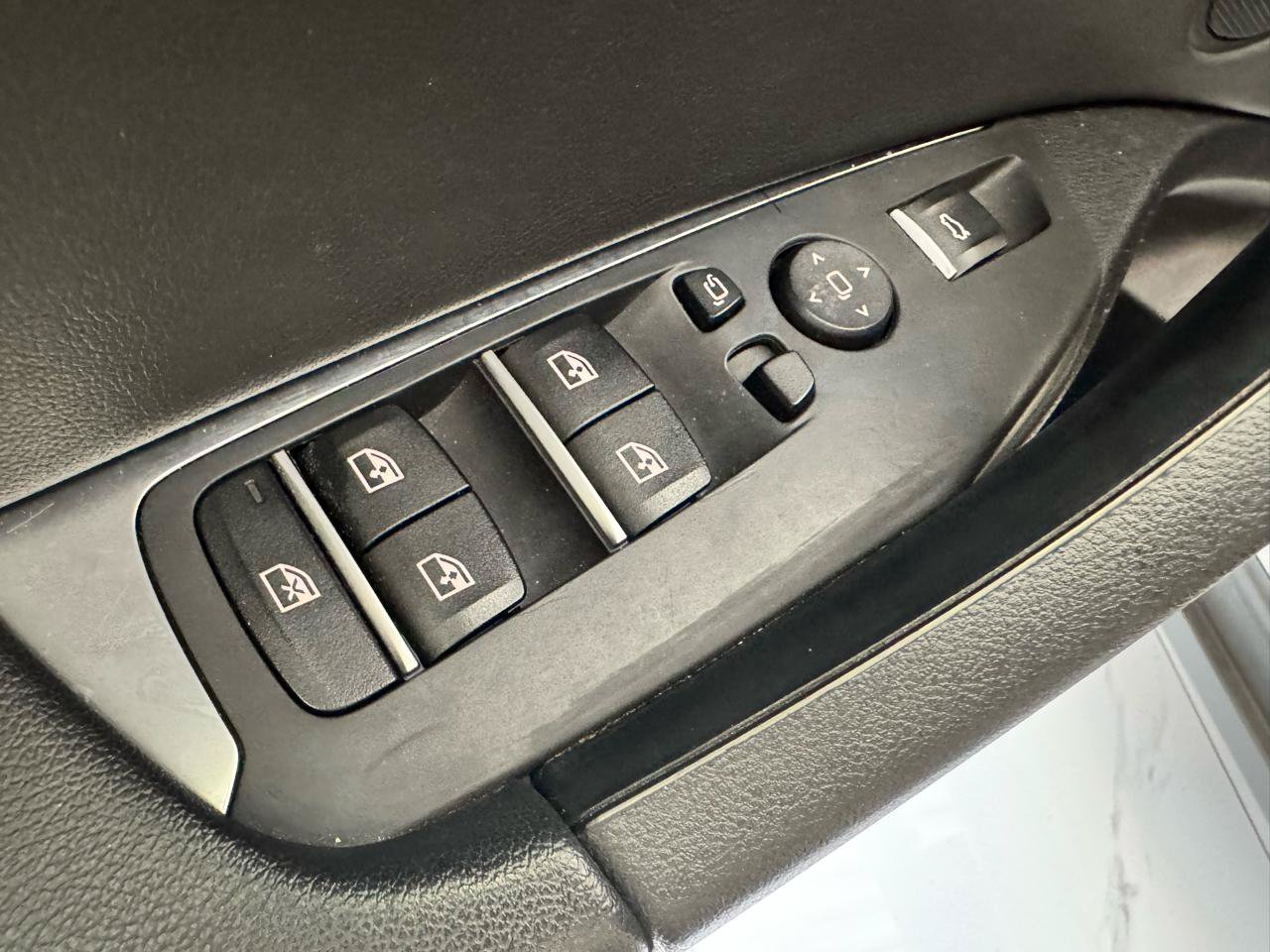 Used 2019 BMW X3 xDrive30i w/ Convenience Package AWD/4WD image 11