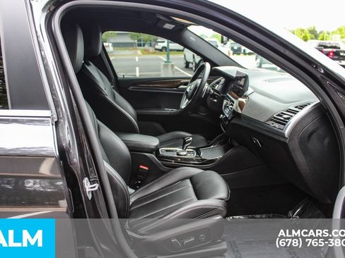 Used 2024 BMW X4 xDrive30i w/ Parking Assistance Package AWD/4WD image 19