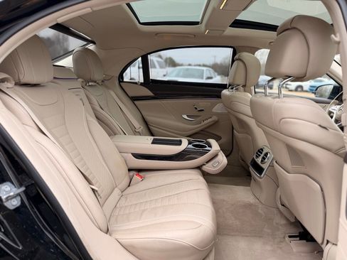 Used 2020 Mercedes-Benz S 560 4MATIC Sedan image 29