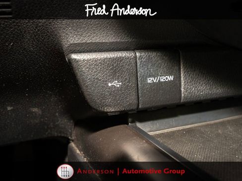 Used 2024 Toyota Camry SE FWD image 13