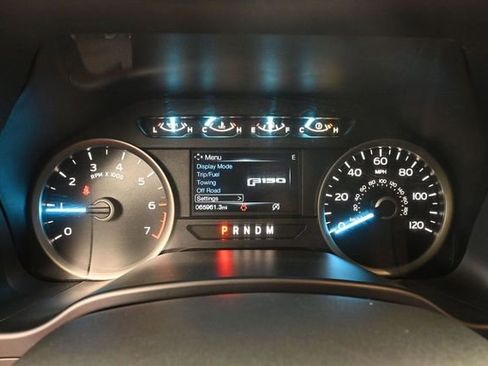 Used 2018 Ford F150 XLT w/ Equipment Group 301A Mid AWD/4WD image 32