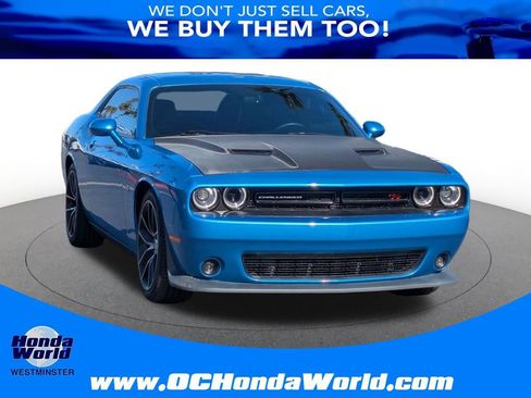 Used 2016 Dodge Challenger R/T Scat Pack w/ Leather Interior Group image 1