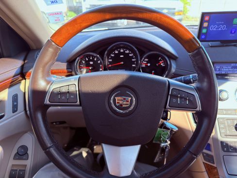 Used 2010 Cadillac CTS Luxury image 28
