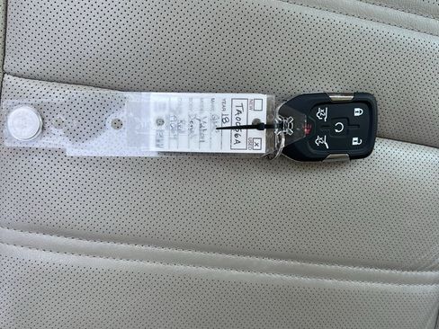Used 2018 GMC Yukon Denali w/ Denali Ultimate Package AWD/4WD image 38