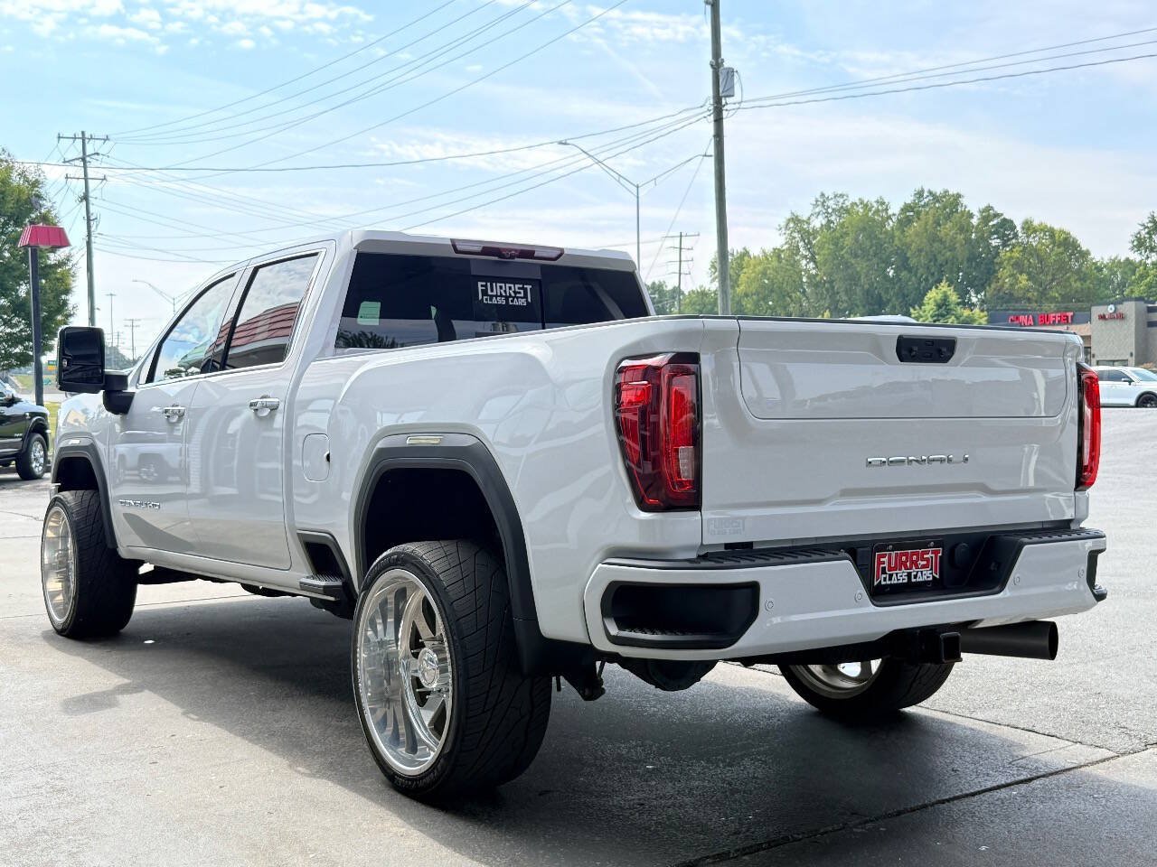 Used 2023 GMC Sierra 2500 Denali w/ Denali Ultimate Package AWD/4WD image 5