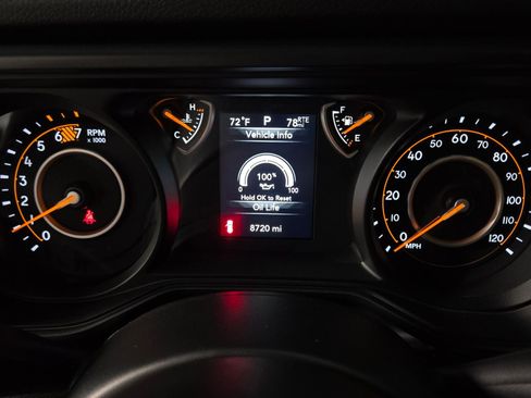 Used 2025 Jeep Wrangler Sport AWD/4WD image 26