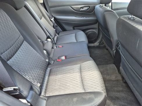 Used 2019 Nissan Rogue SV w/ Sun & Sound Touring Package AWD/4WD image 25