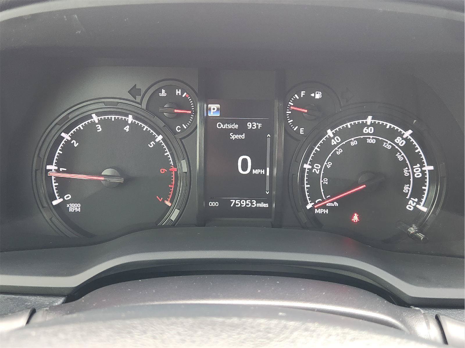 Used 2020 Toyota 4Runner SR5 Premium w/ Moonroof Package AWD/4WD image 16