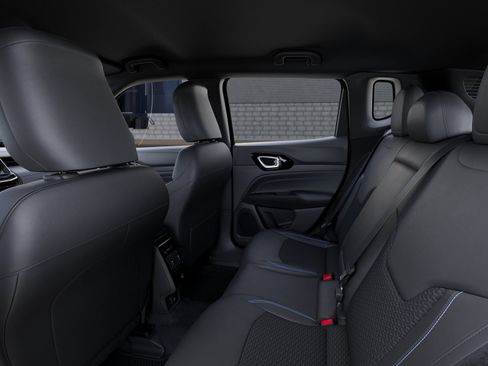 New 2026 Jeep Compass Latitude AWD/4WD image 23