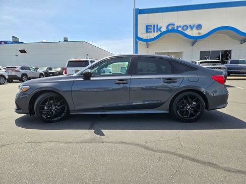Used 2023 Honda Civic Sport image 7