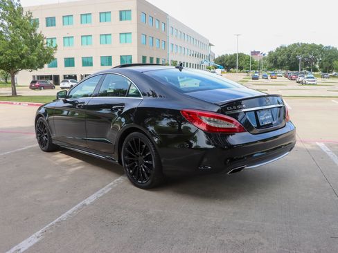 Used 2017 Mercedes-Benz CLS 550 w/ Premium 2 Package image 5